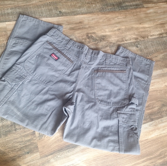 Wrangler Workwear Gray Multi-Pocket Pants size 38x30 - Picture 7 of 8